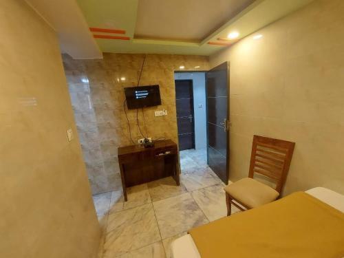 Glitz Hotels Sai Guest House - Nr Inorbit Mall Vashi Нави Мумбай Екстериор снимка