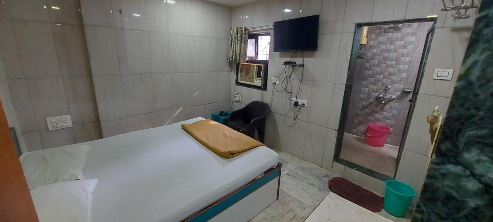 Glitz Hotels Sai Guest House - Nr Inorbit Mall Vashi Нави Мумбай Екстериор снимка